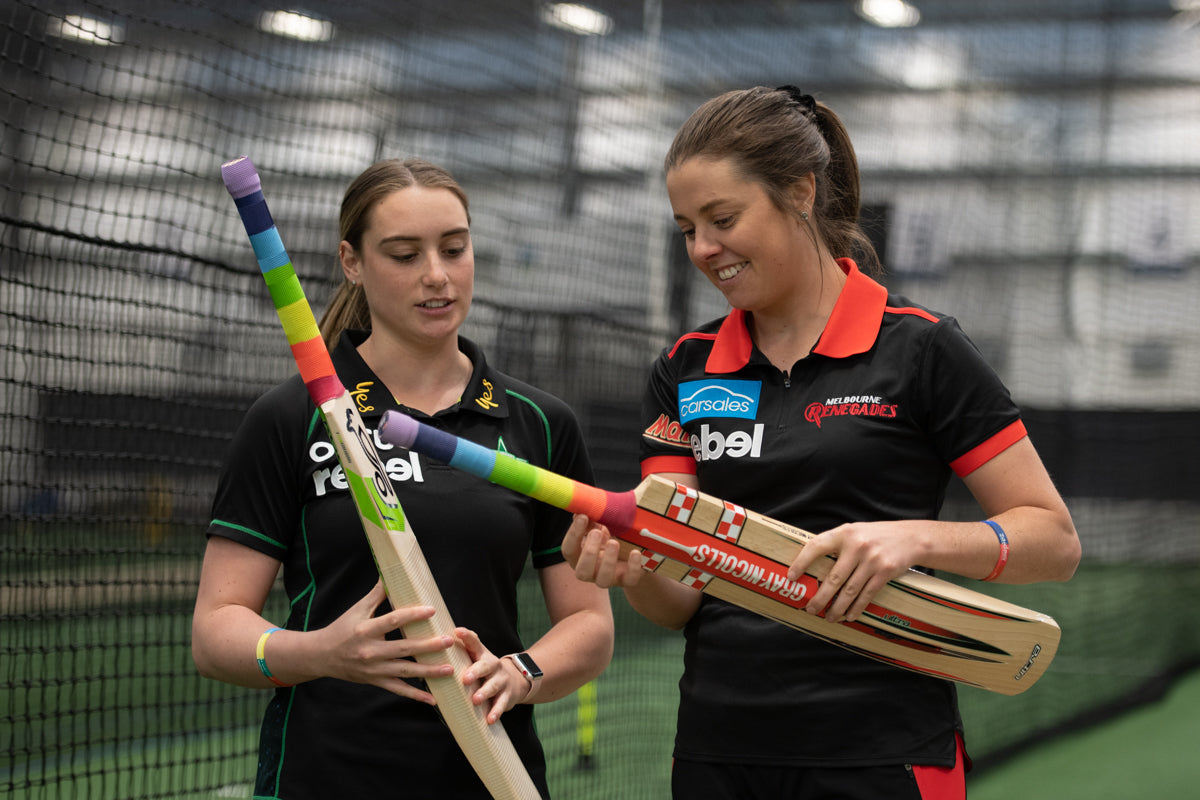 Which grip spray is best for cricketers and what are its use cases